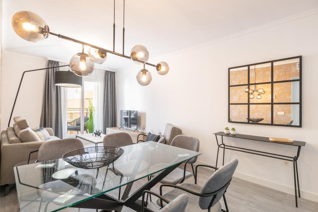 מאלגה Princesas Flat, Luxury Apartament Near Beach&Metro Free Parking מראה חיצוני תמונה