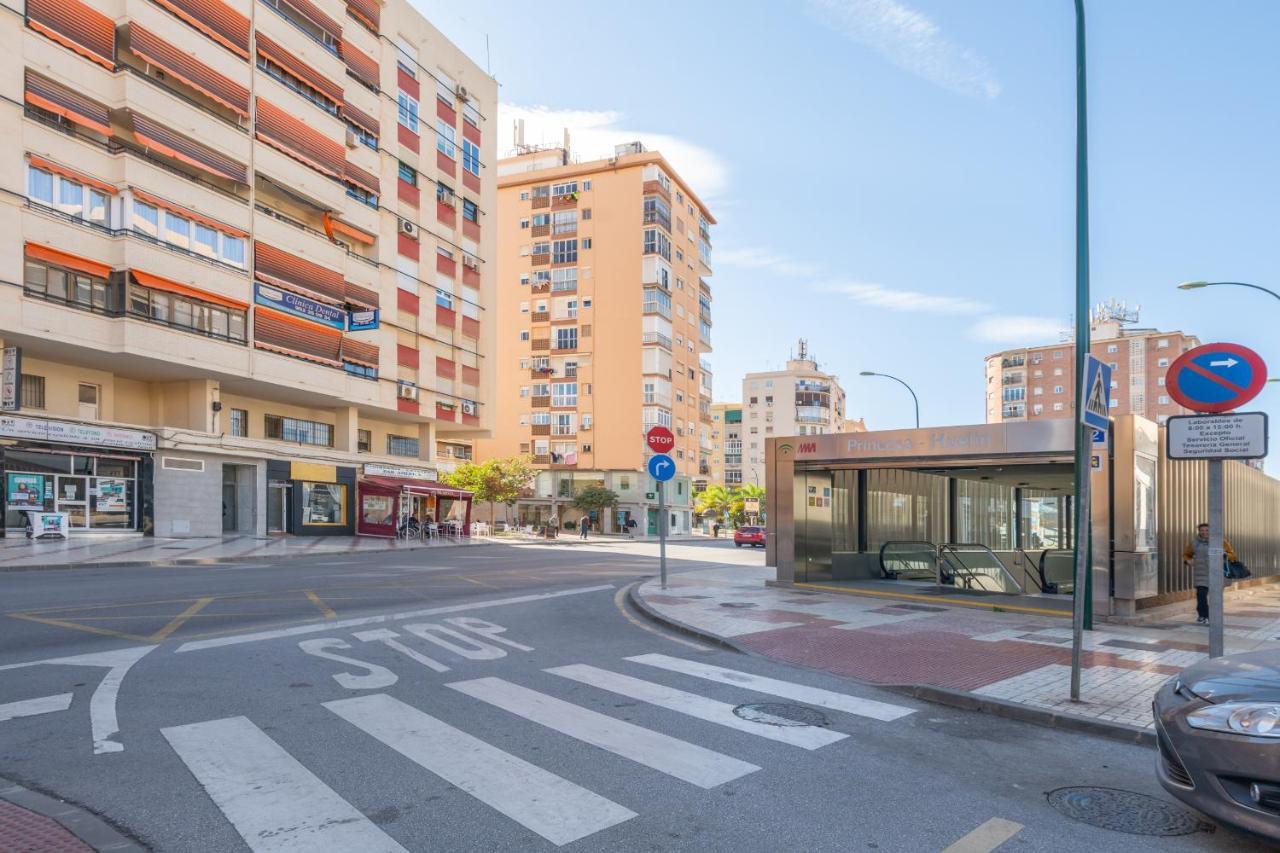 מאלגה Princesas Flat, Luxury Apartament Near Beach&Metro Free Parking מראה חיצוני תמונה
